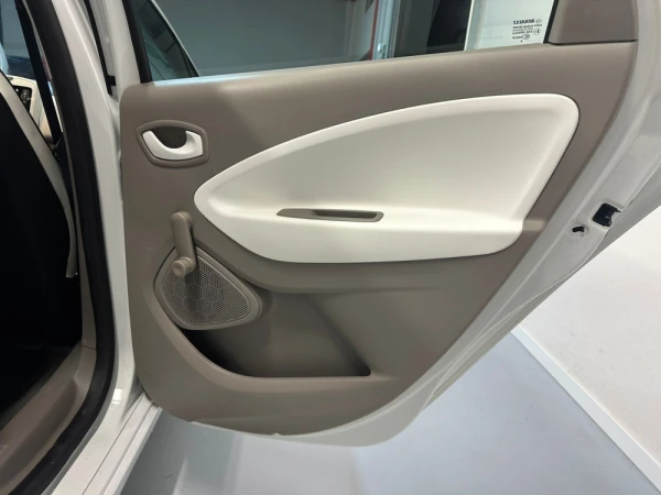Renault Zoe 28