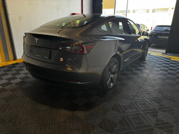 Tesla Model 3 Tração Traseira 61