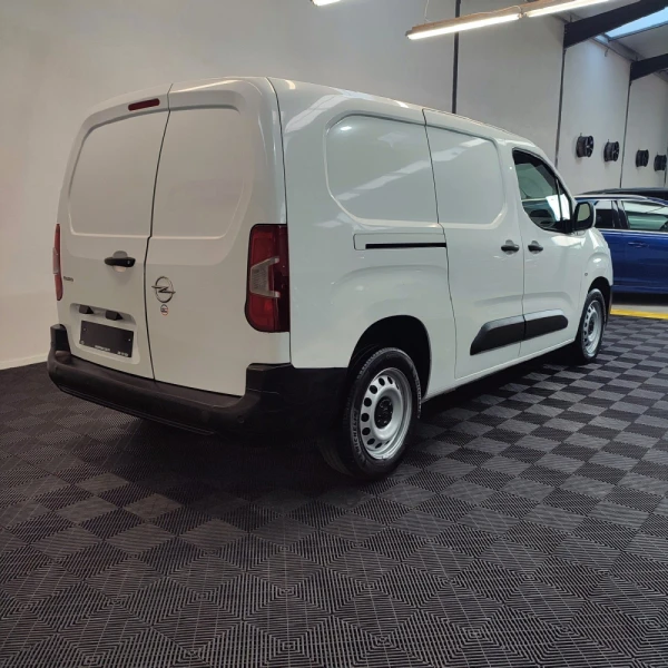 Opel Combo 1.5 CDTi L2H1 Enjoy 9