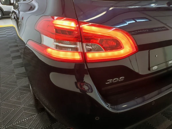 Peugeot 308 SW 1.5 BlueHDi Allure 17