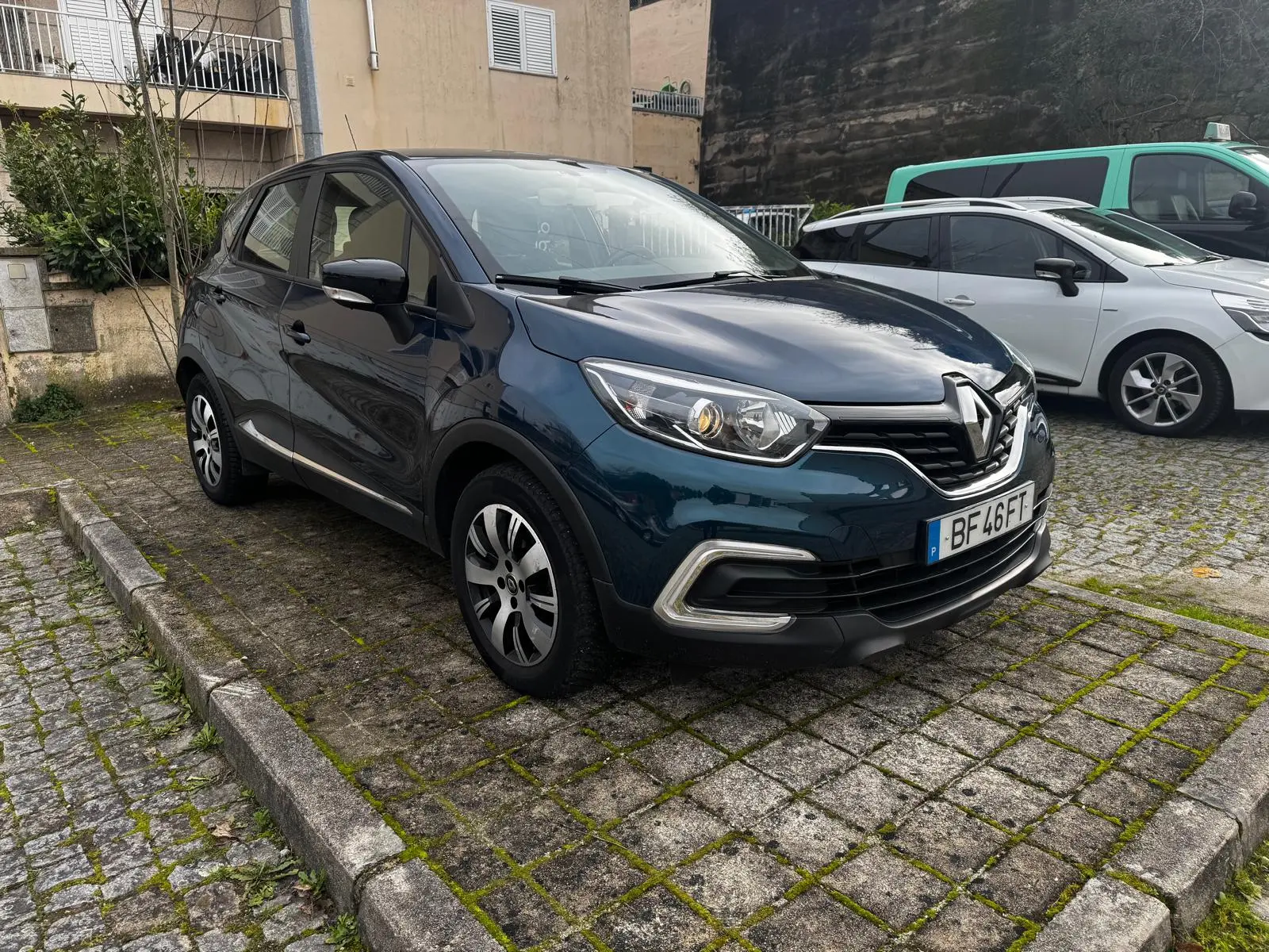 Renault Captur 1.5 dCi Initiale Paris EDC 3