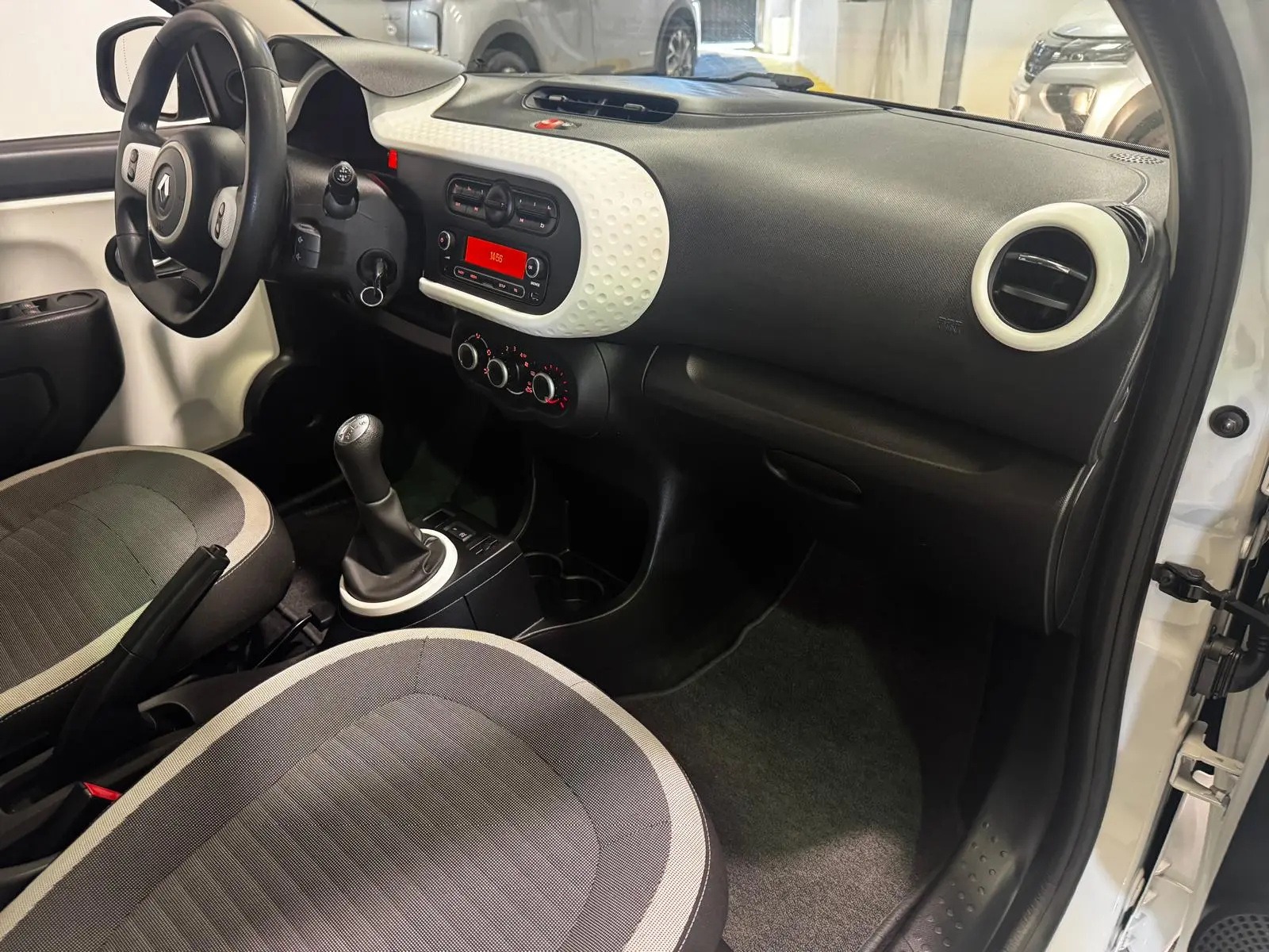 Renault Twingo SCe 70 S&S Intens 12