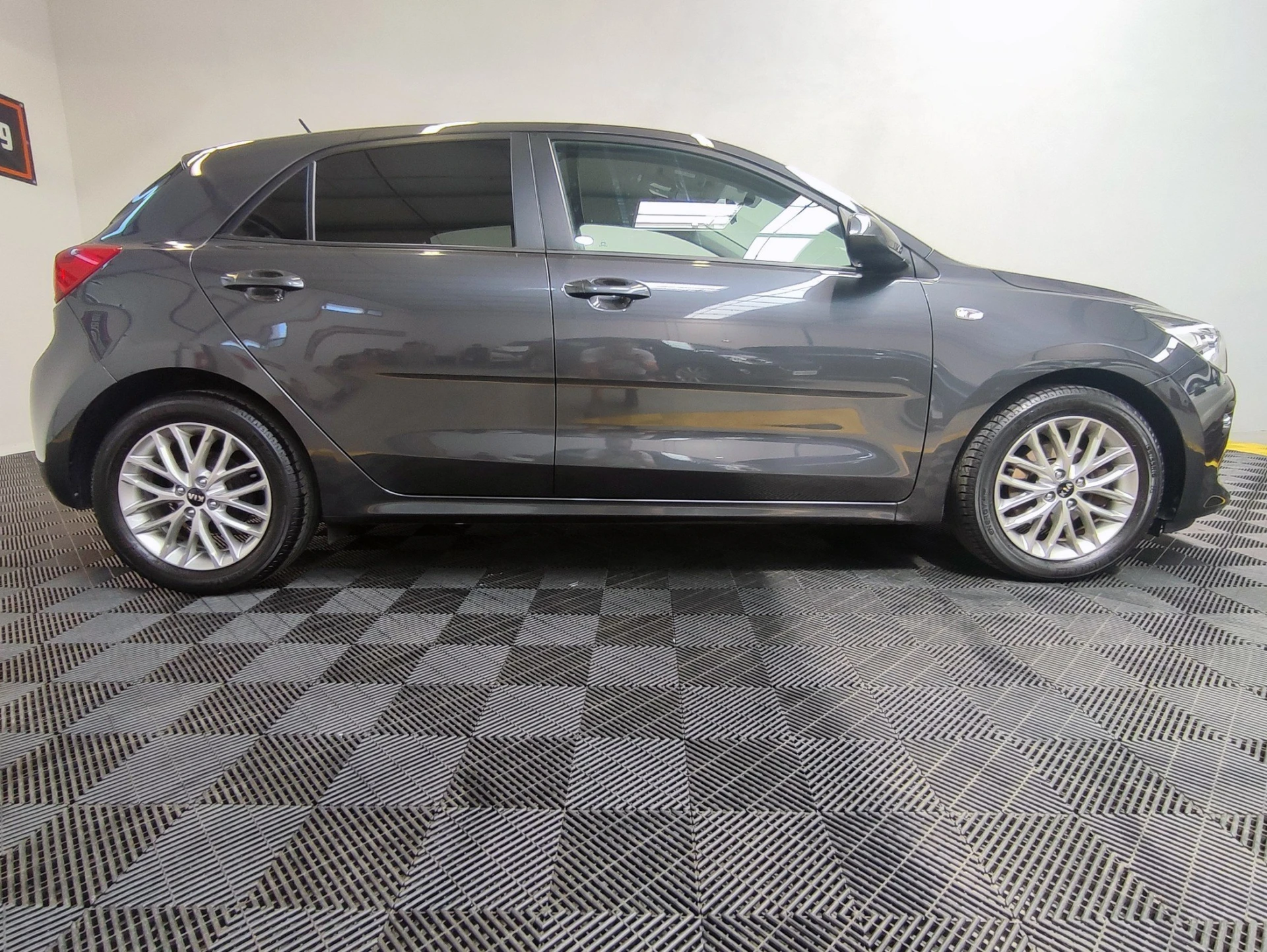 Kia Rio 1.4 CRDi 90 Platinum Edition 8
