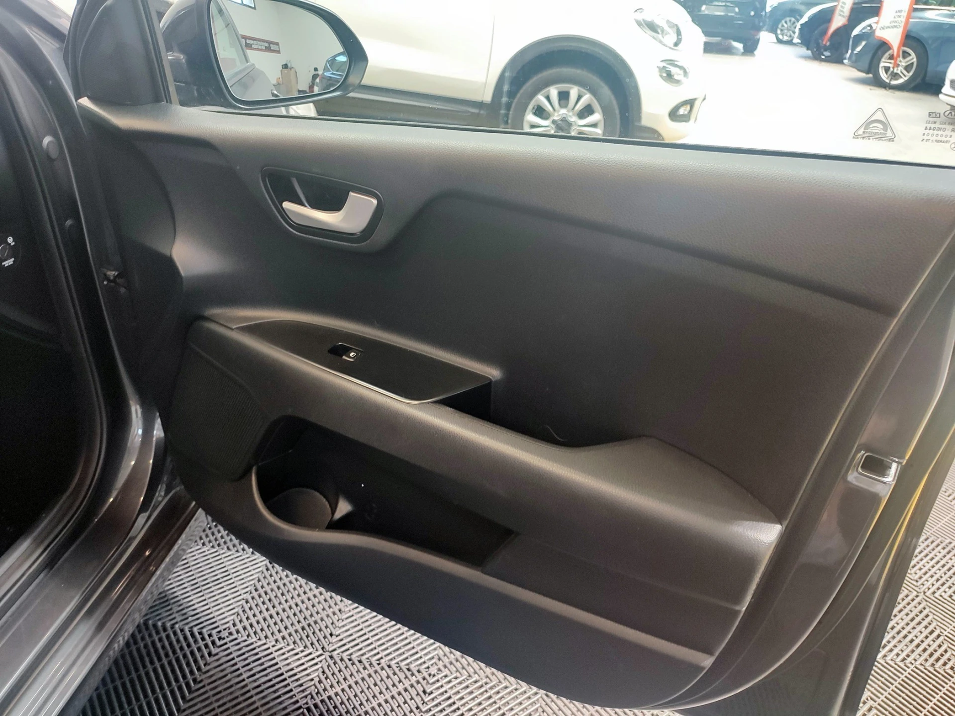 Kia Rio 1.4 CRDi 90 Platinum Edition 48