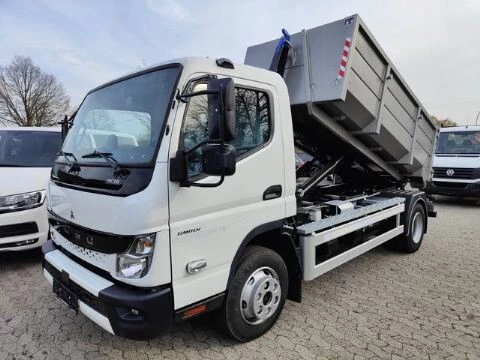 Mitsubishi Canter 1