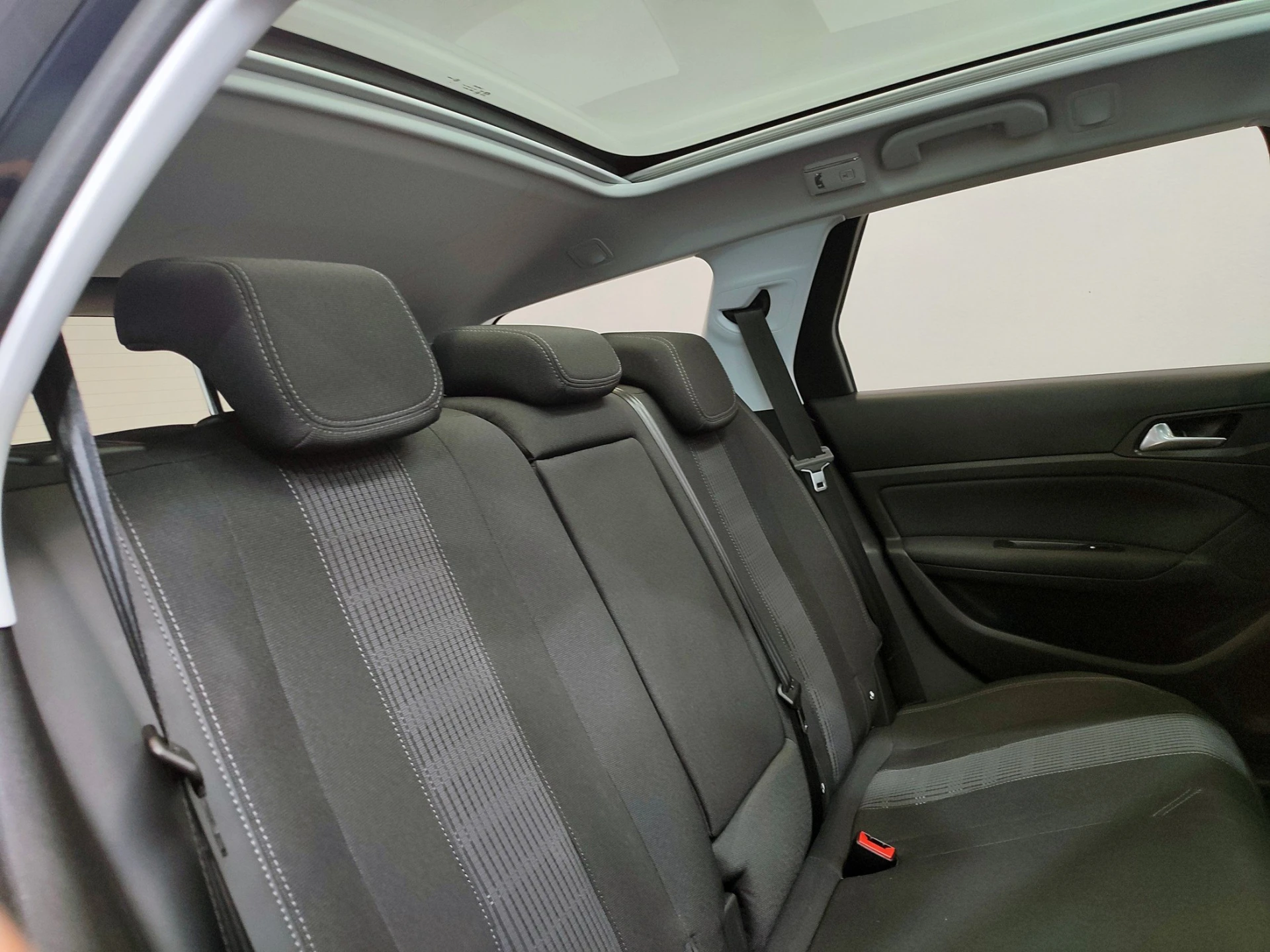 Peugeot 308 SW 1.5 BlueHDi Allure 58