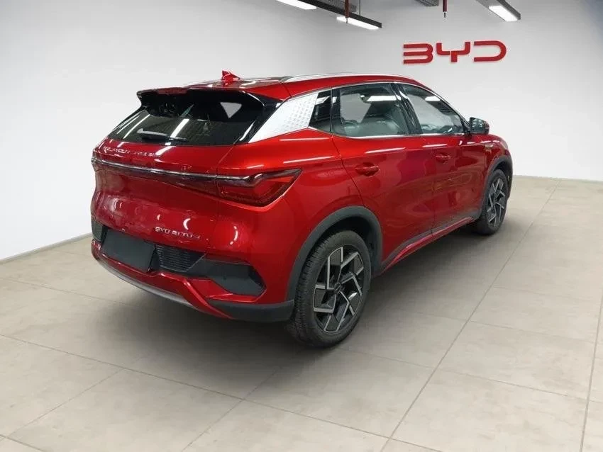BYD Atto 3 8