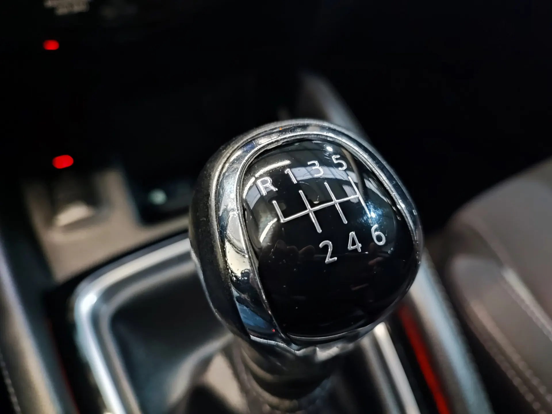 Nissan Qashqai 1.5 dCi TEKNA 31