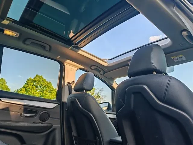 BMW 220 Gran Tourer 12