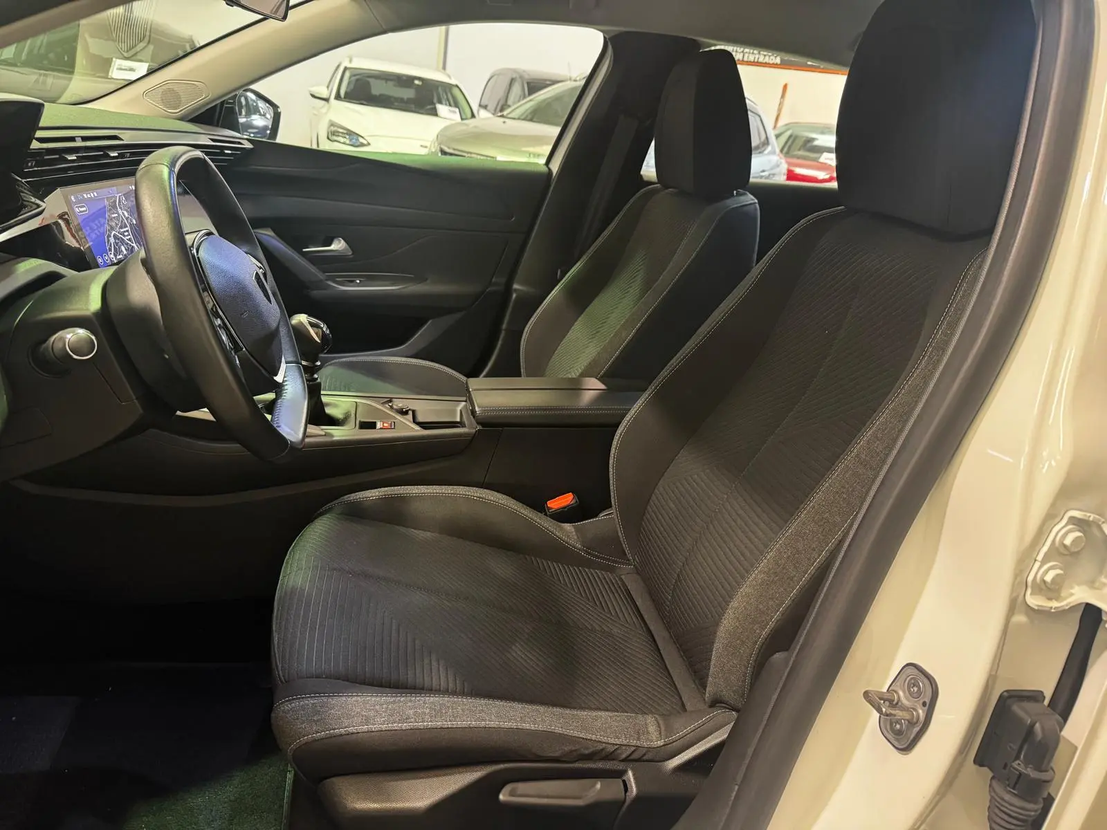 Peugeot 308 1.5 BlueHDi Active 17