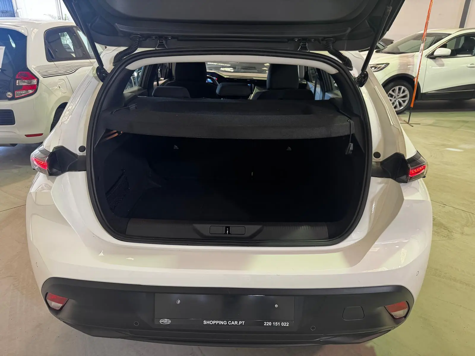 Peugeot 308 1.5 BlueHDi Active 15