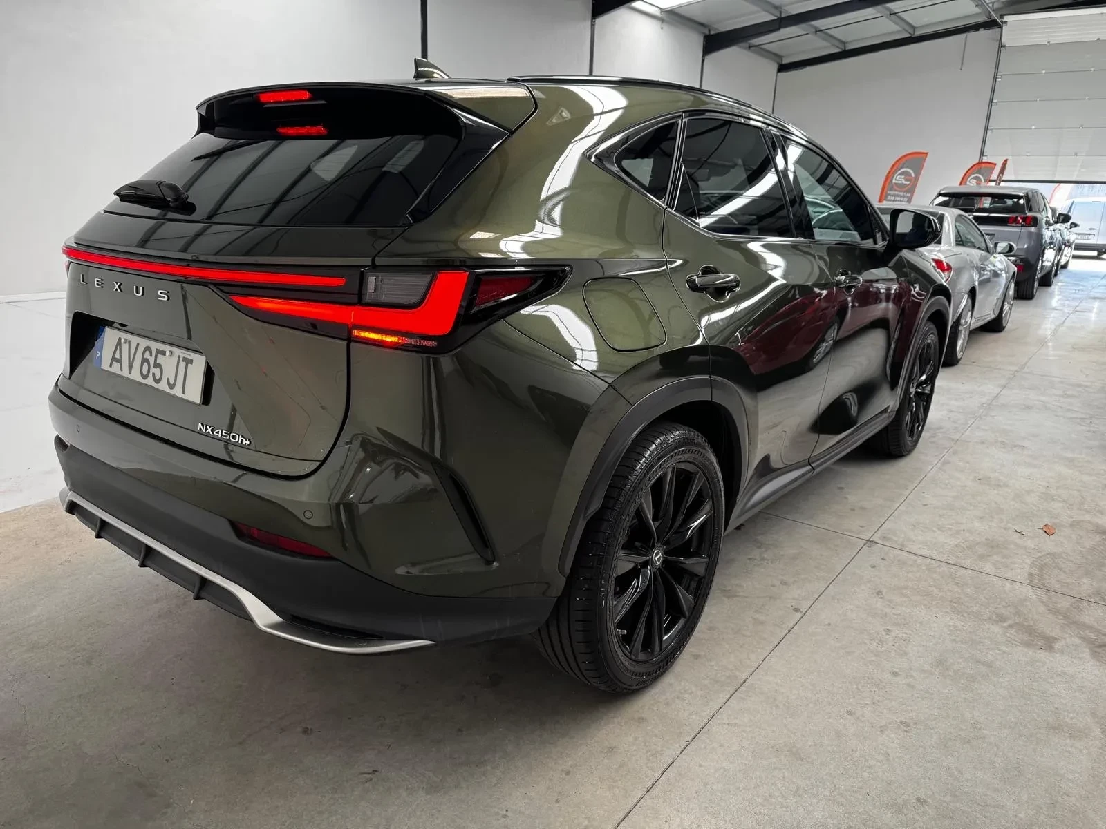 Lexus NX 450h+ 6