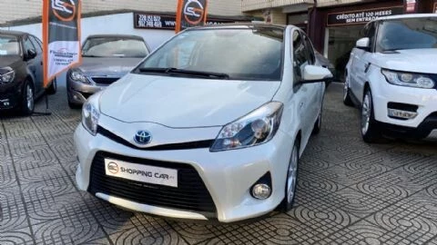 Toyota Yaris 1