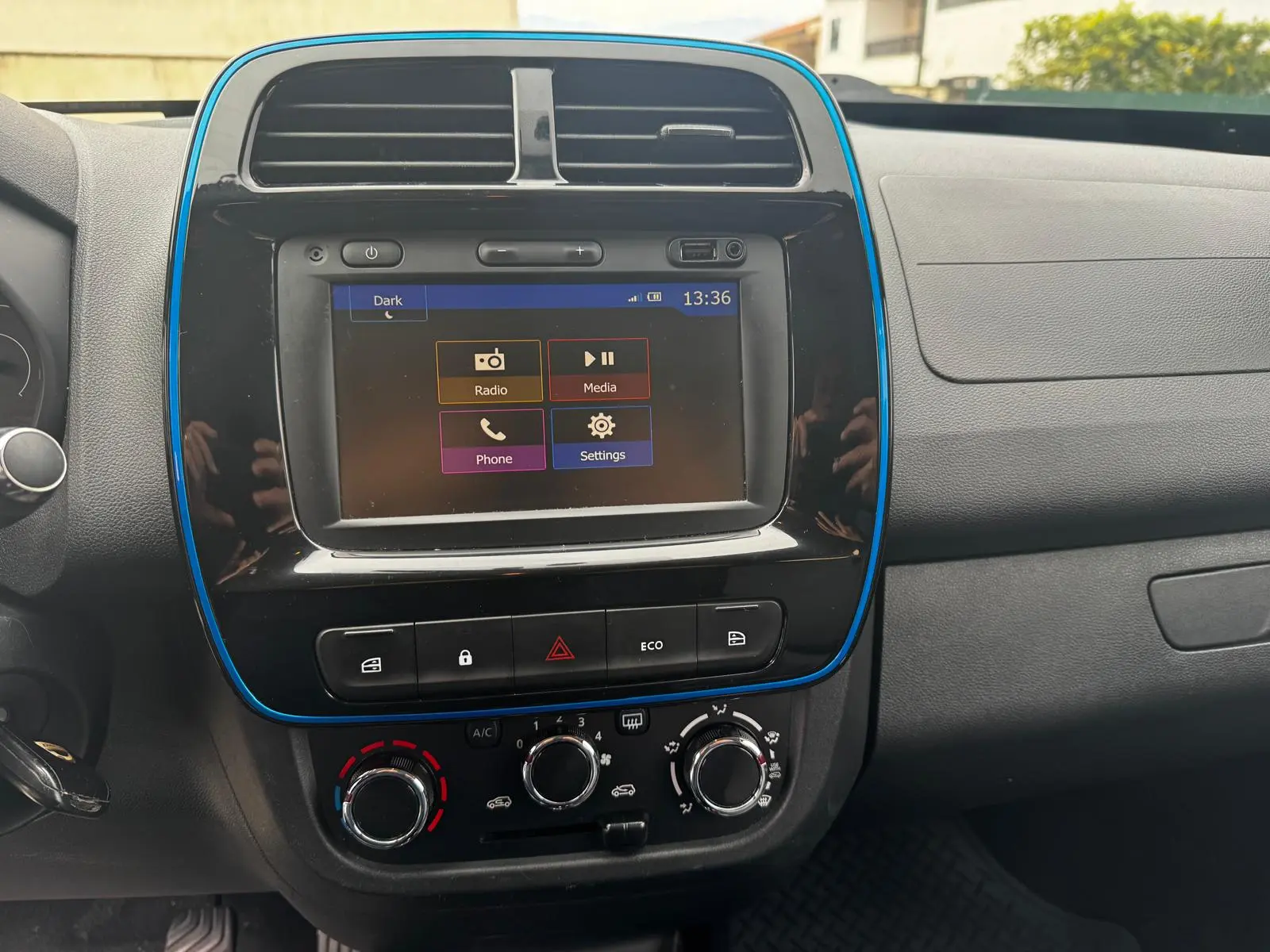 Renault Captur 1.5 dCi Initiale Paris EDC 28