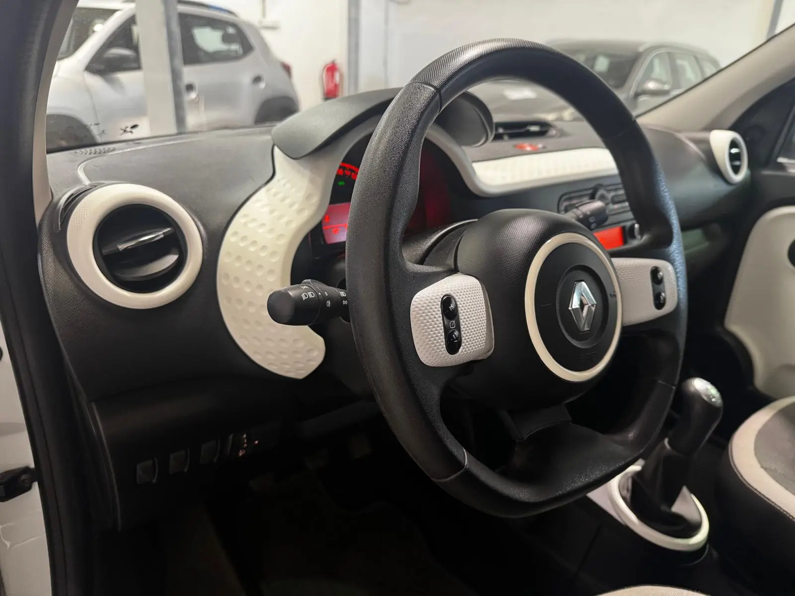 Renault Twingo SCe 70 S&S Intens 16