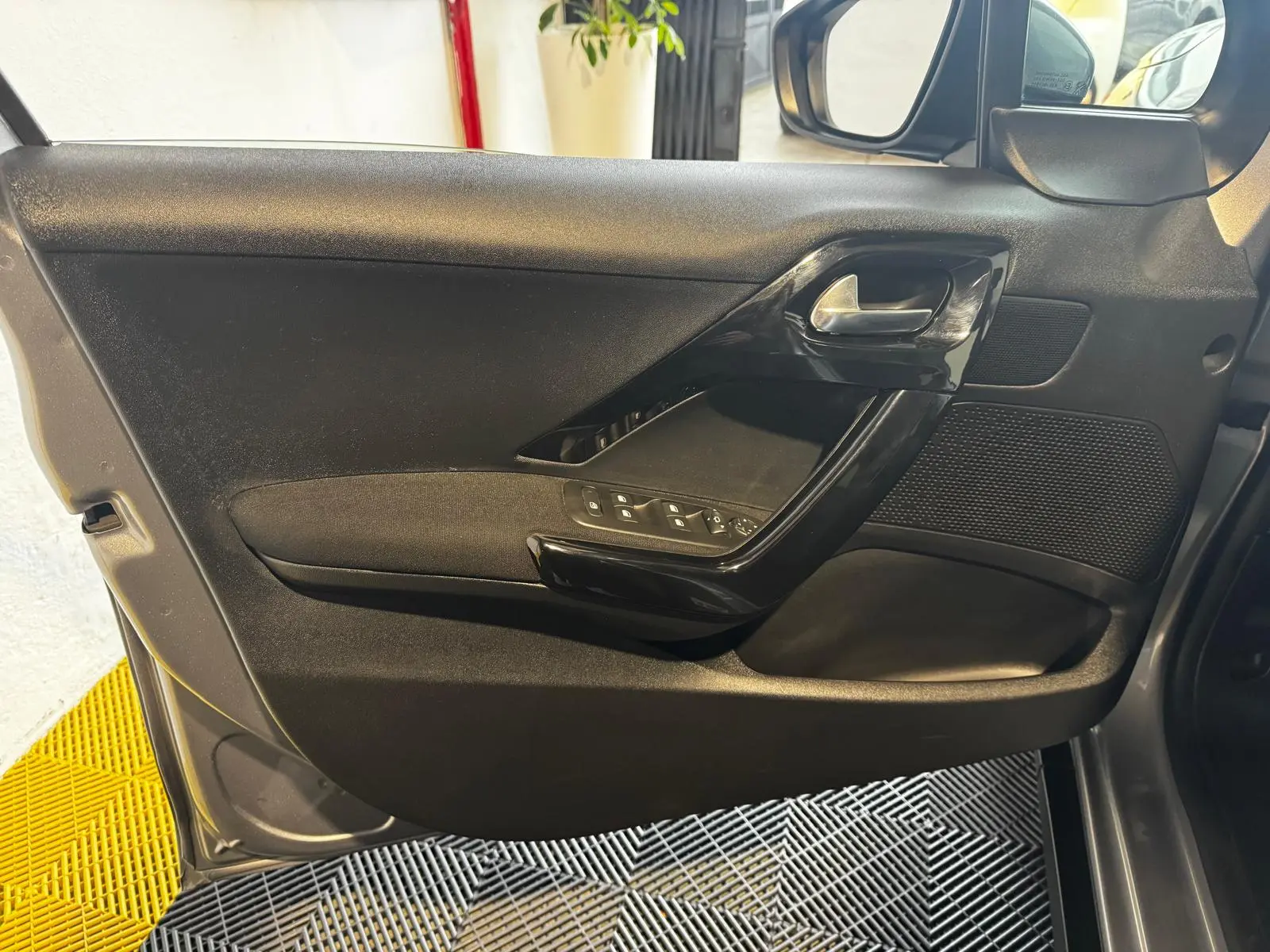 Peugeot 2008 1.2 PureTech Allure 40