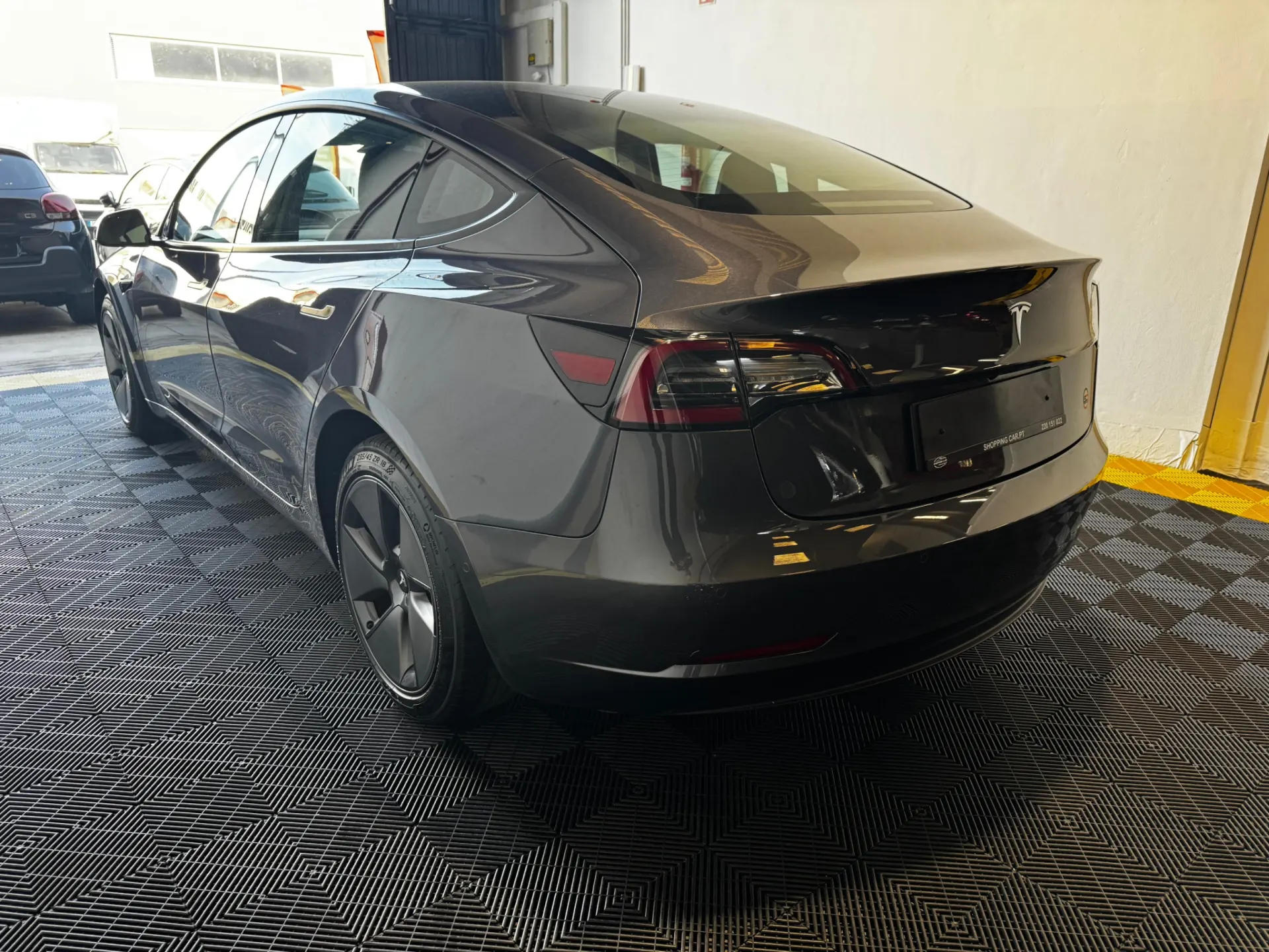 Tesla Model 3 Tração Traseira 13