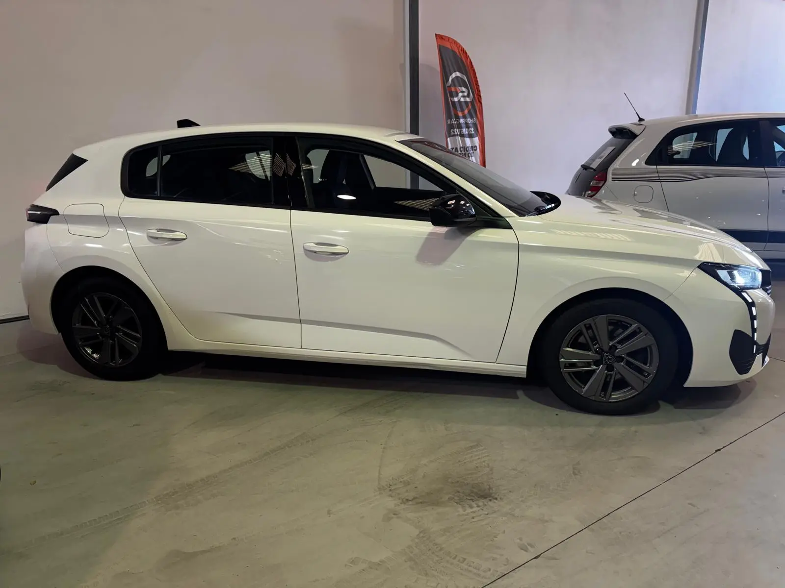 Peugeot 308 1.5 BlueHDi Active 9