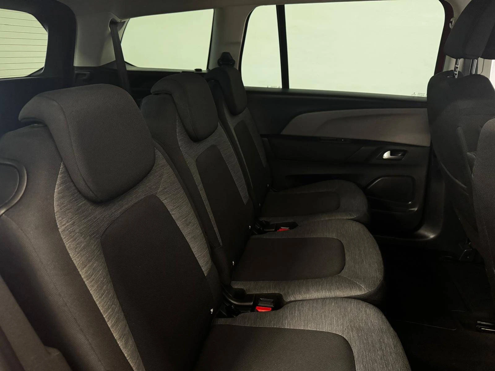 Citroën Grand C4 Spacetourer 24