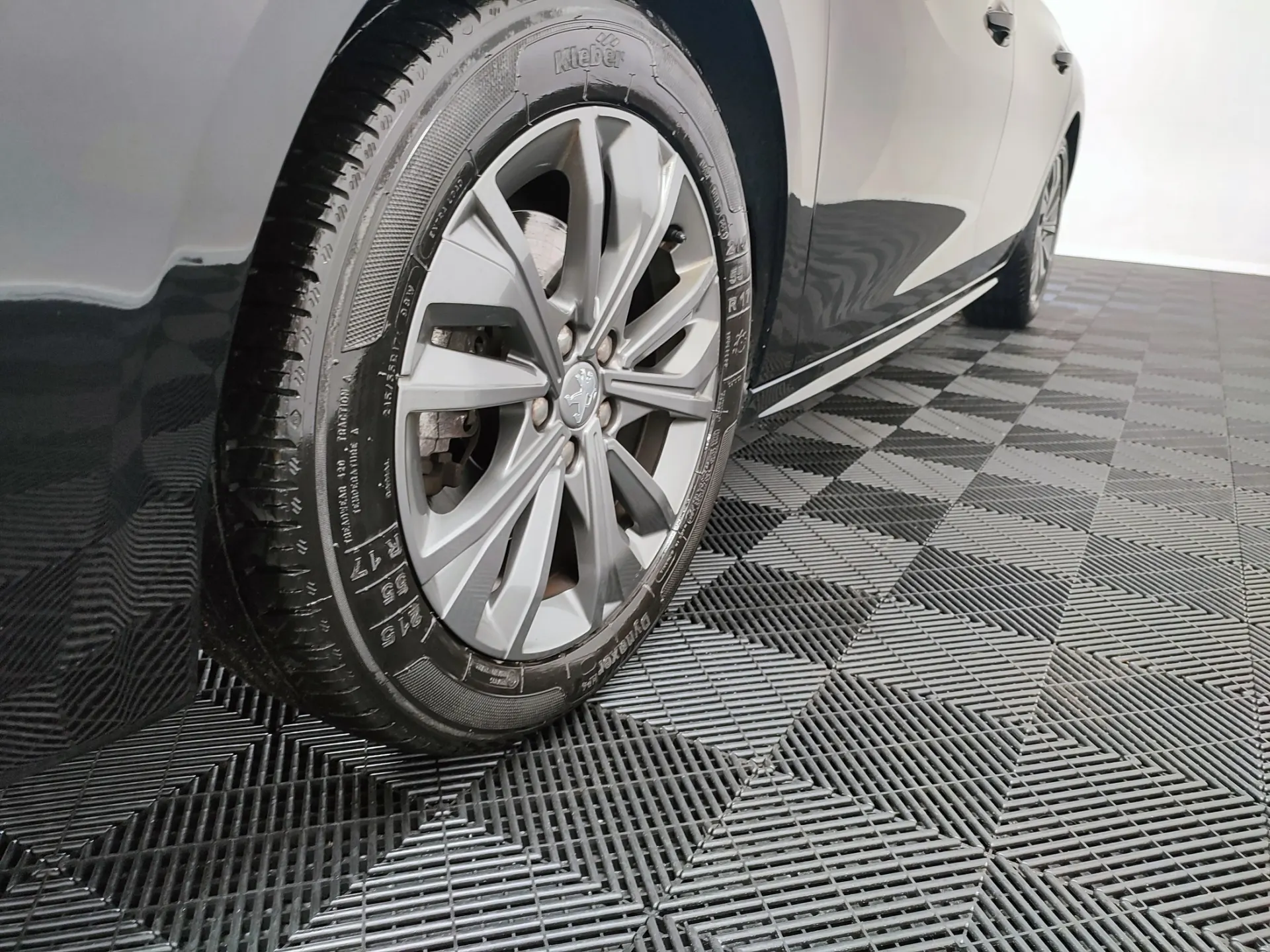 Peugeot 508 SW 1.5 BlueHDi Allure 14