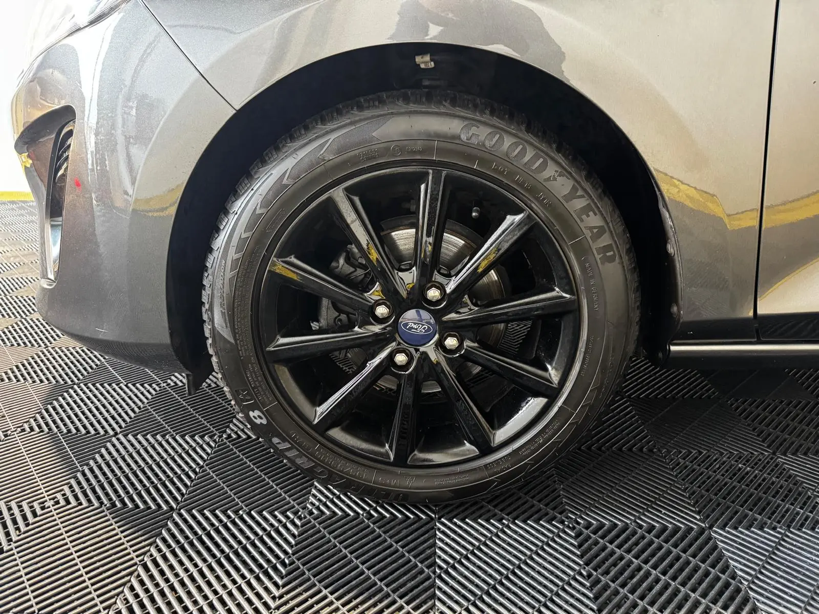 Ford Fiesta 1.5 TDCi Titanium 16