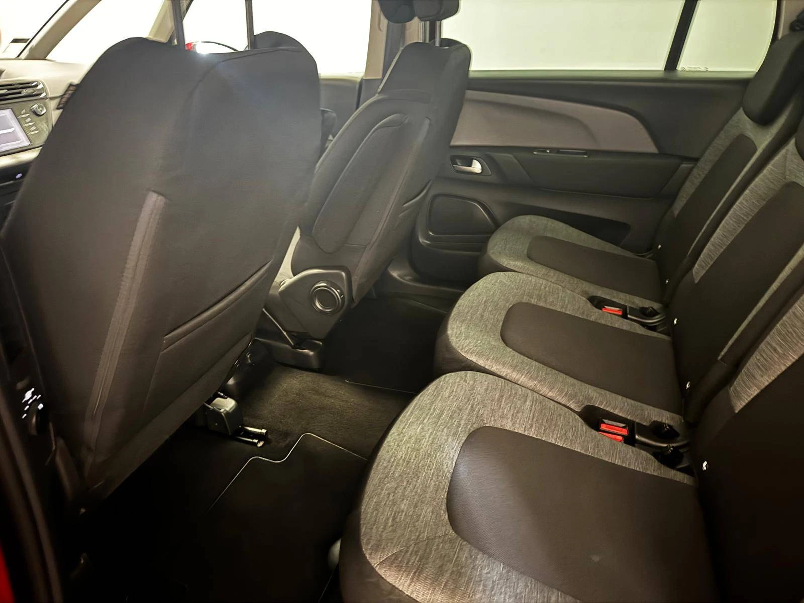 Citroën Grand C4 Spacetourer 28