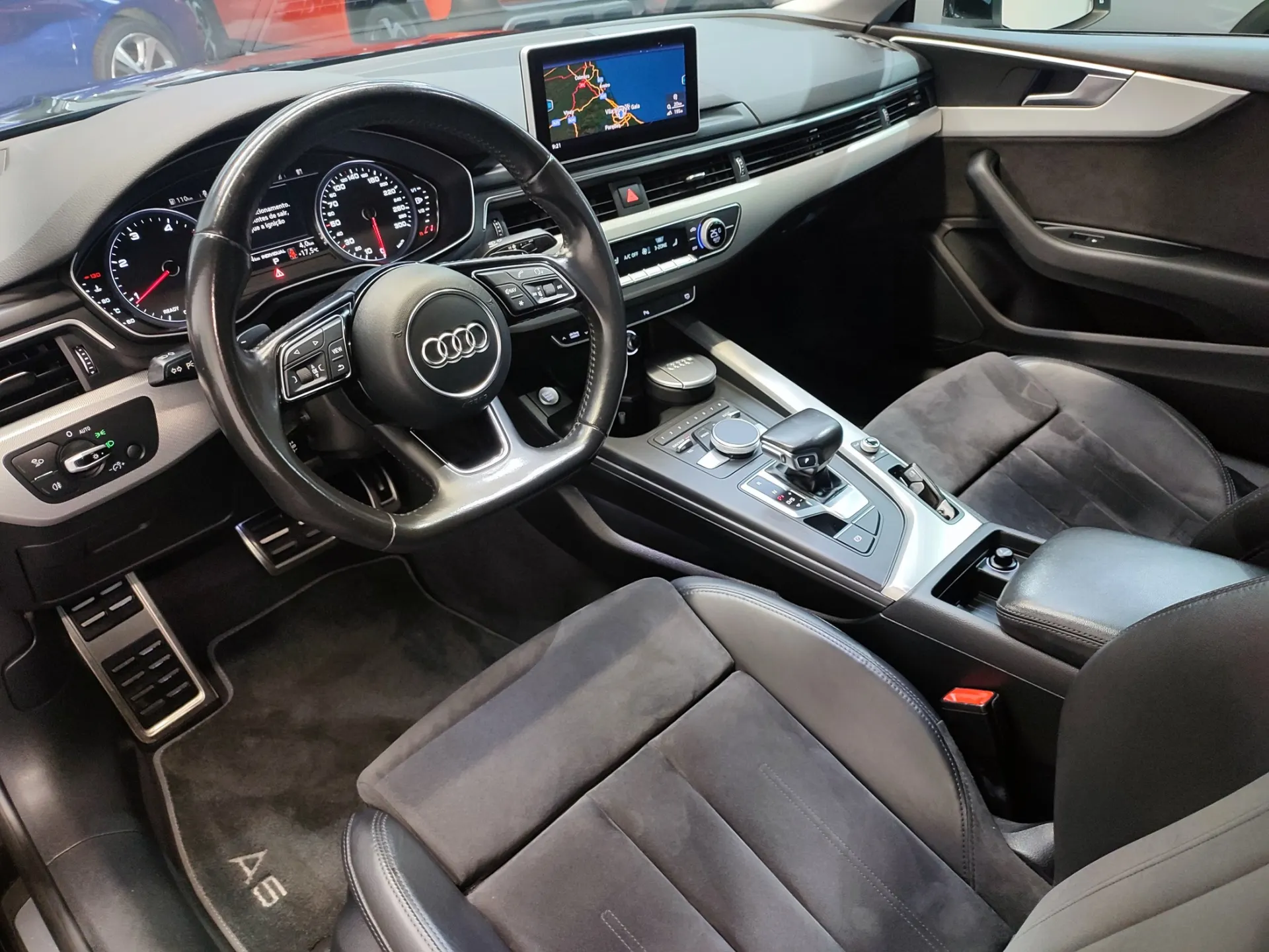 Audi A5 2.0 TDi quattro S tronic S-line 35
