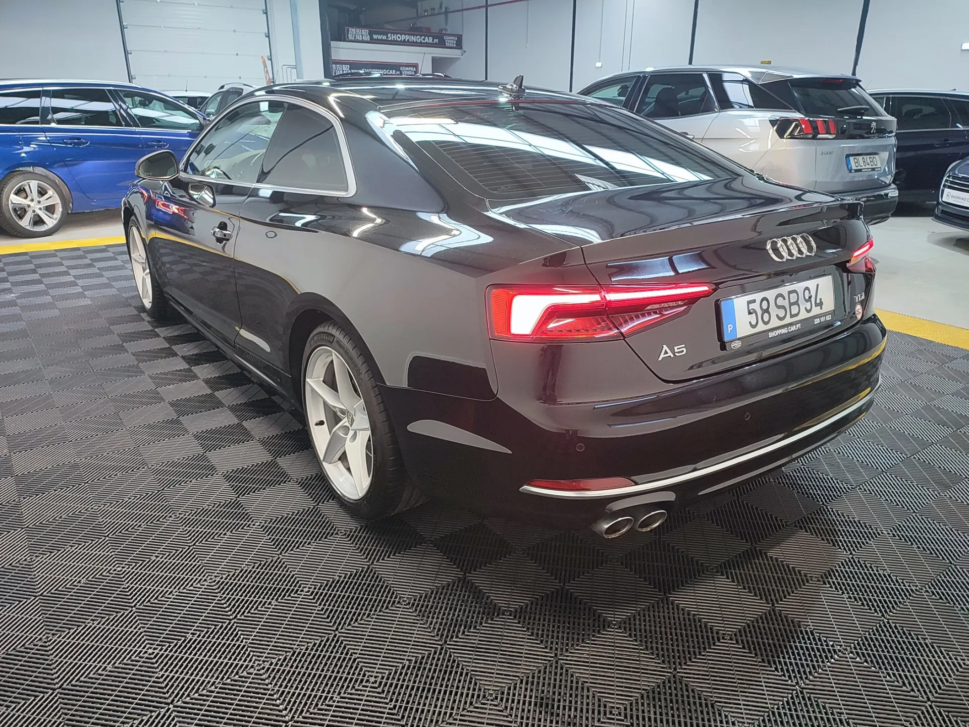 Audi A5 2.0 TDi quattro S tronic S-line 6