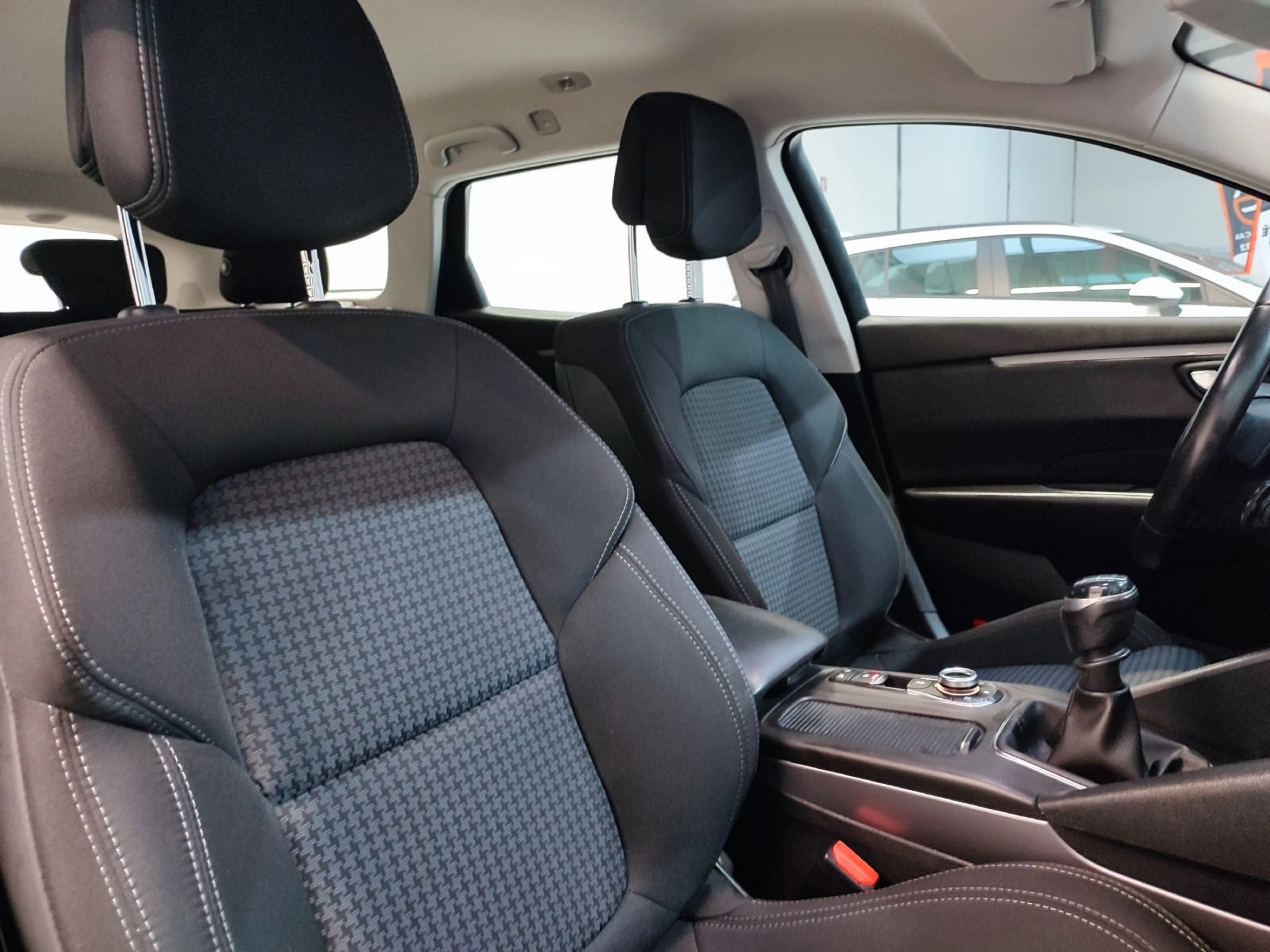 Renault Talisman Sport Tourer 32