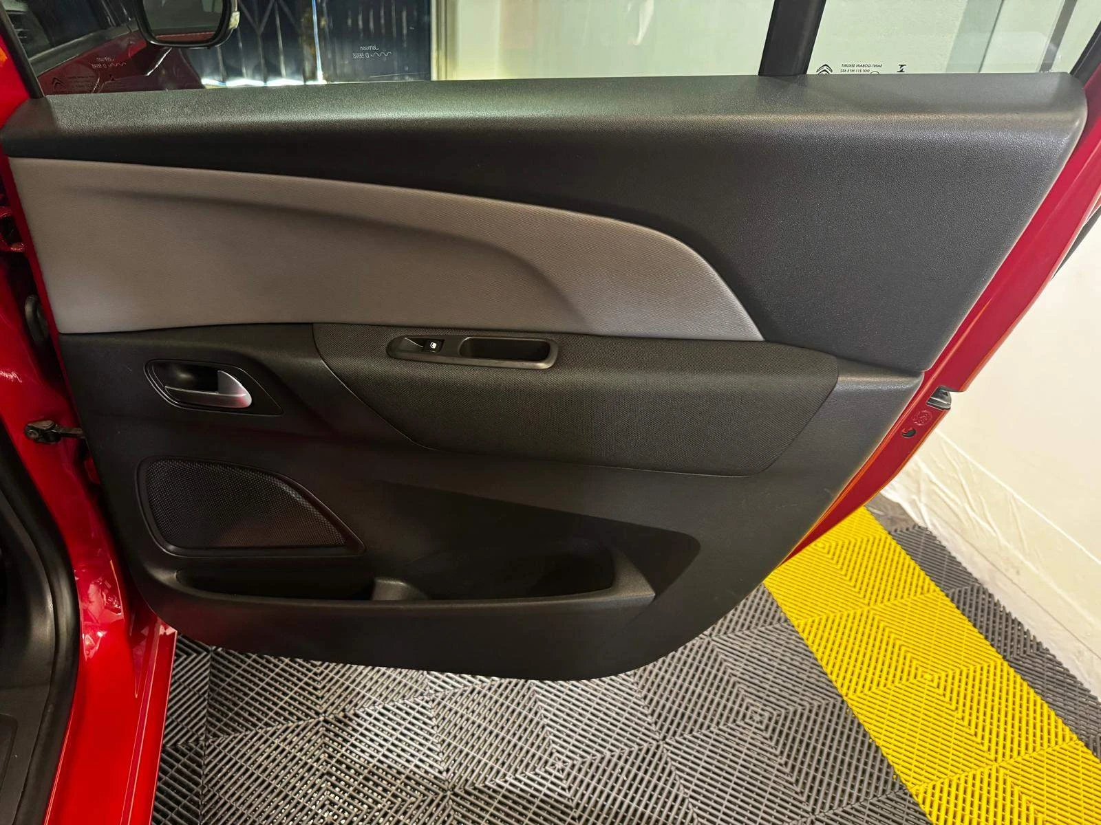 Citroën Grand C4 Spacetourer 34