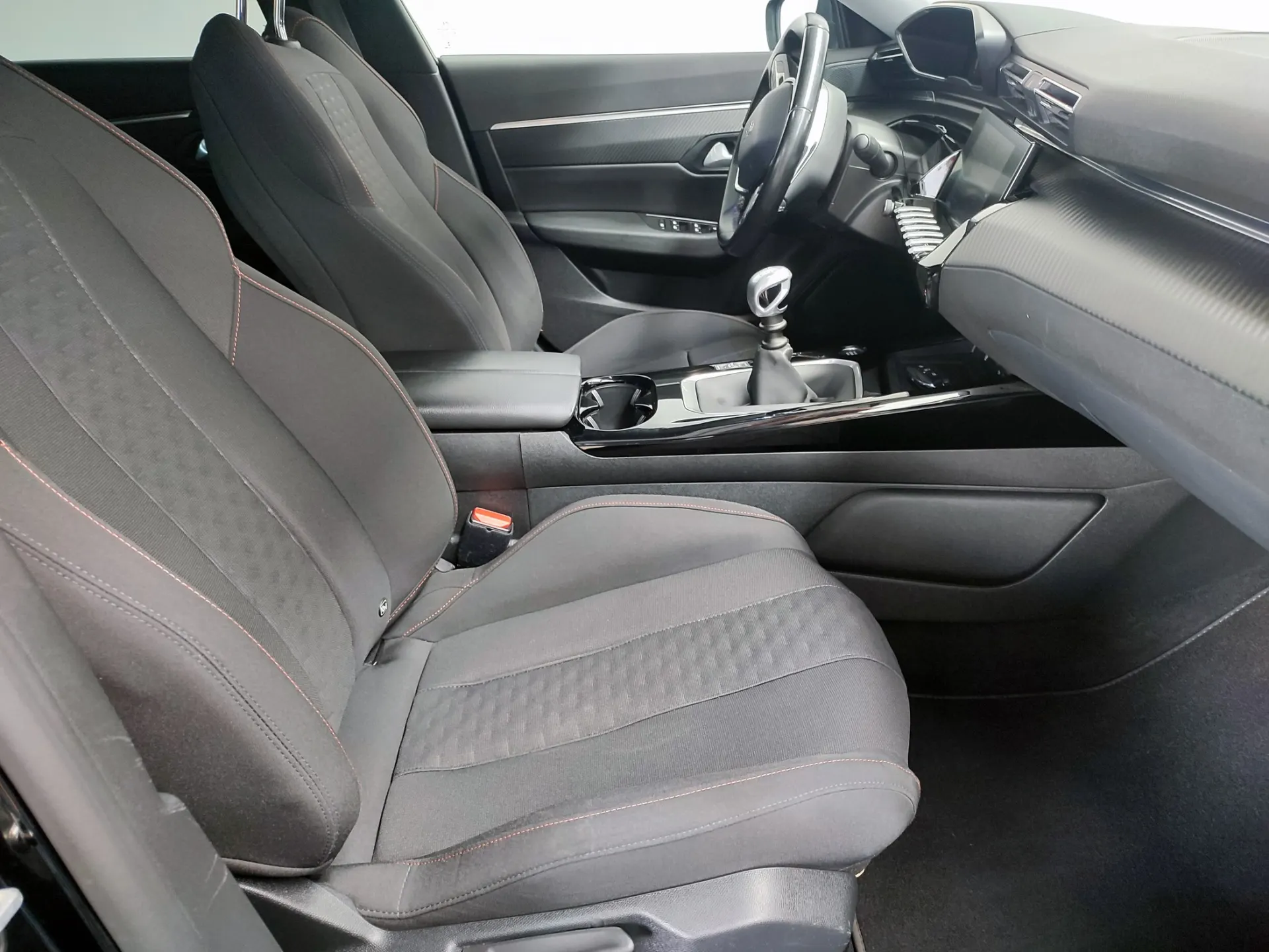 Peugeot 508 SW 1.5 BlueHDi Allure 38