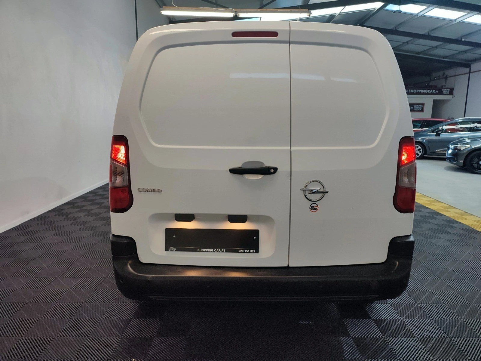 Opel Combo 1.5 CDTi L2H1 Enjoy 10