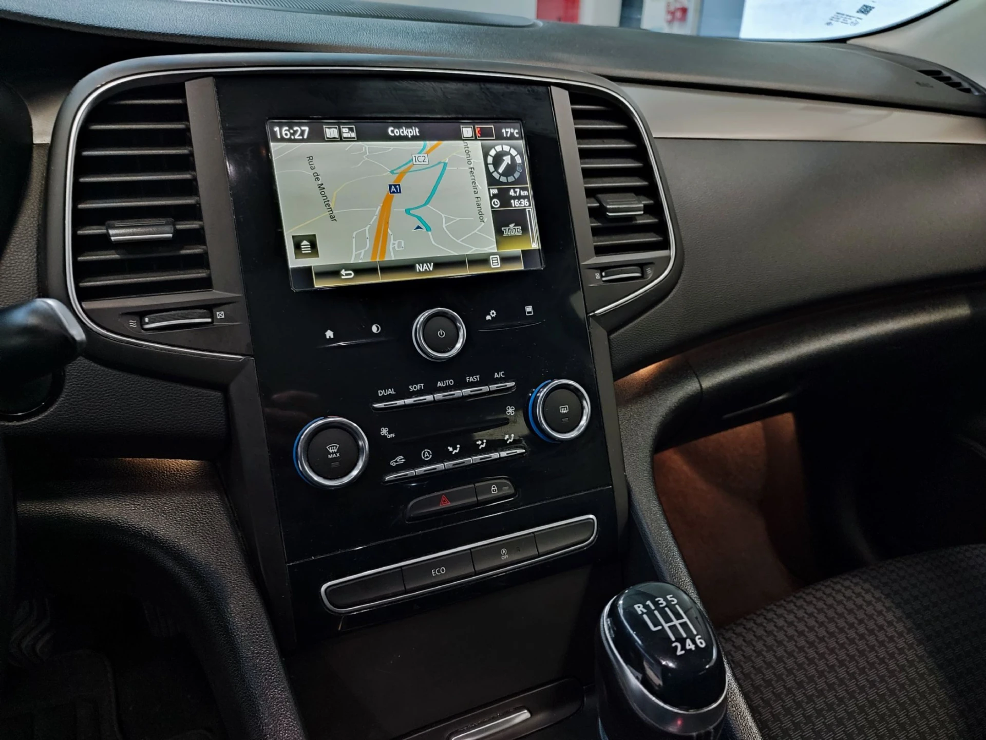 Renault Talisman Sport Tourer 23