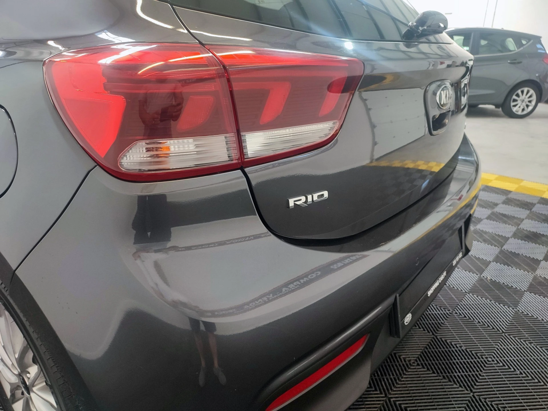 Kia Rio 1.4 CRDi 90 Platinum Edition 15