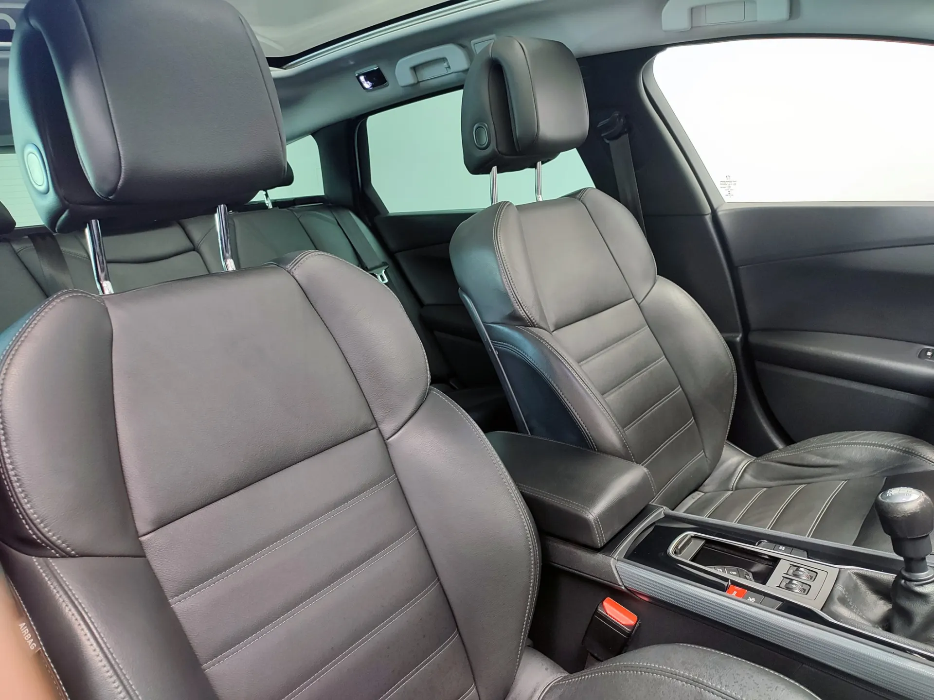 Peugeot 508 SW 1.6 BlueHDi Allure 47