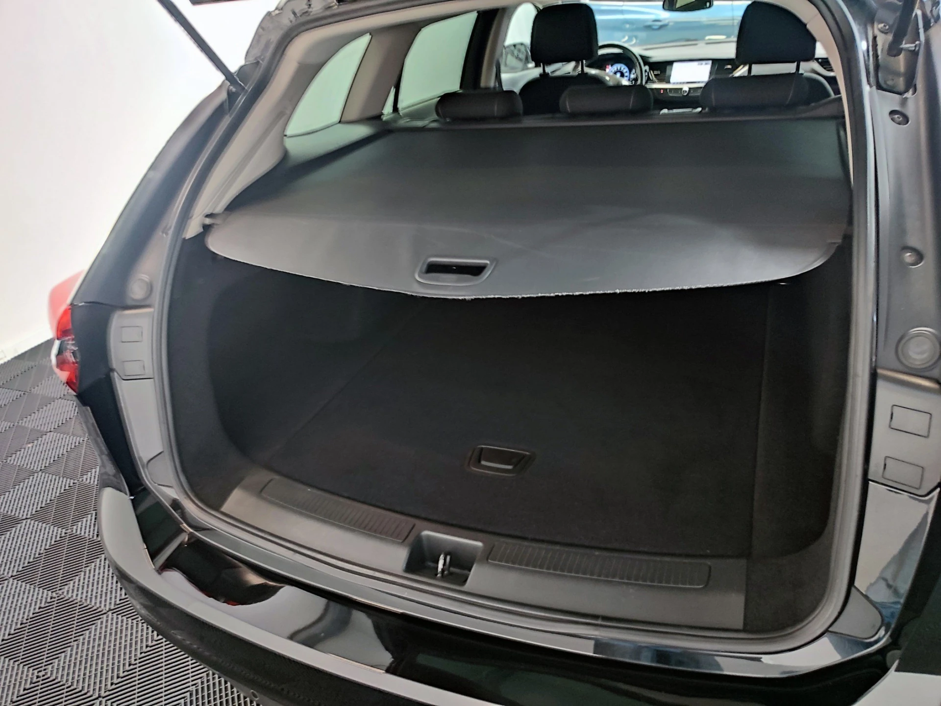 Opel Insignia 1.6 CDTI BUSINESS 56