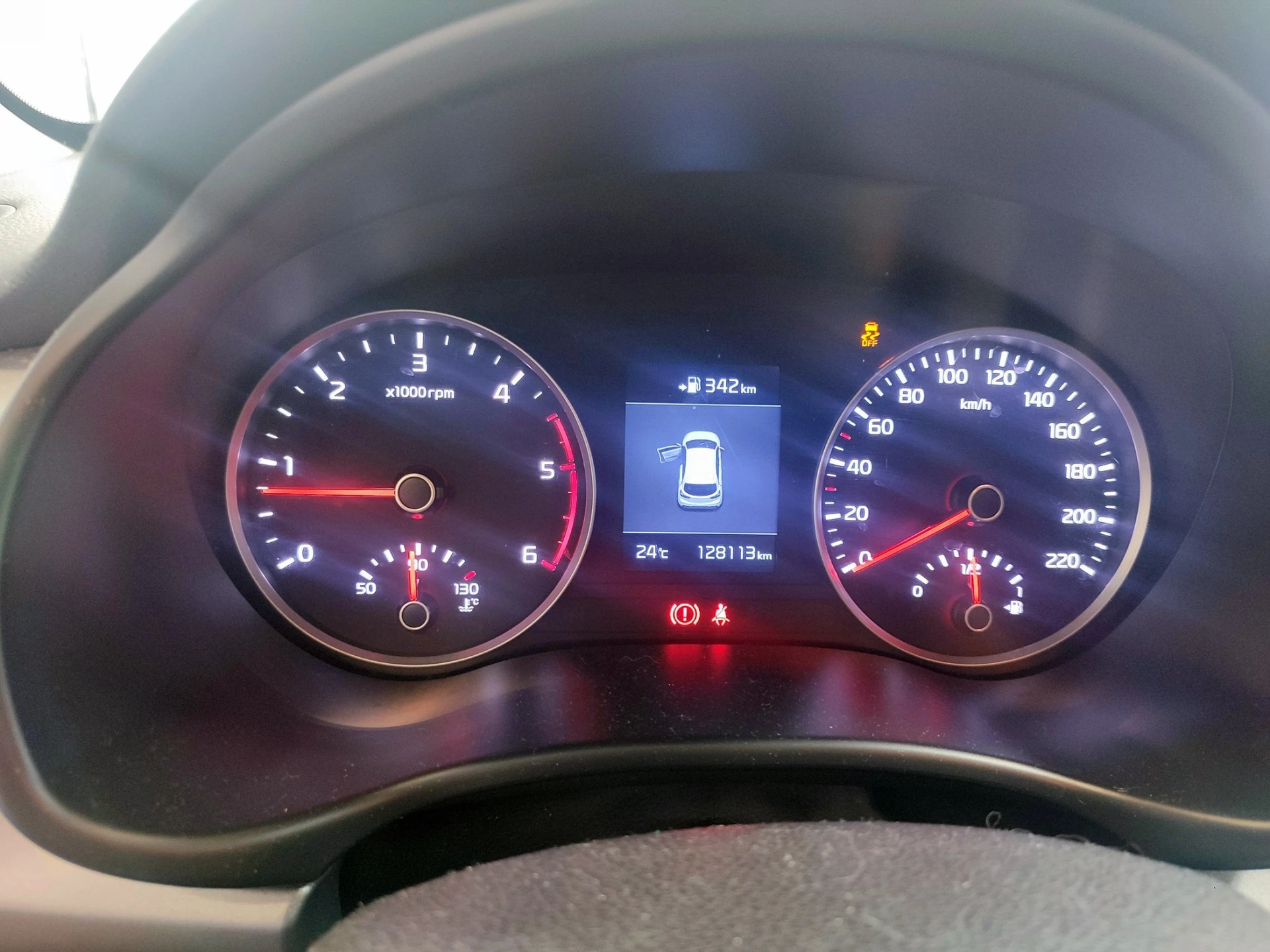 Kia Rio 1.4 CRDi 90 Platinum Edition 24