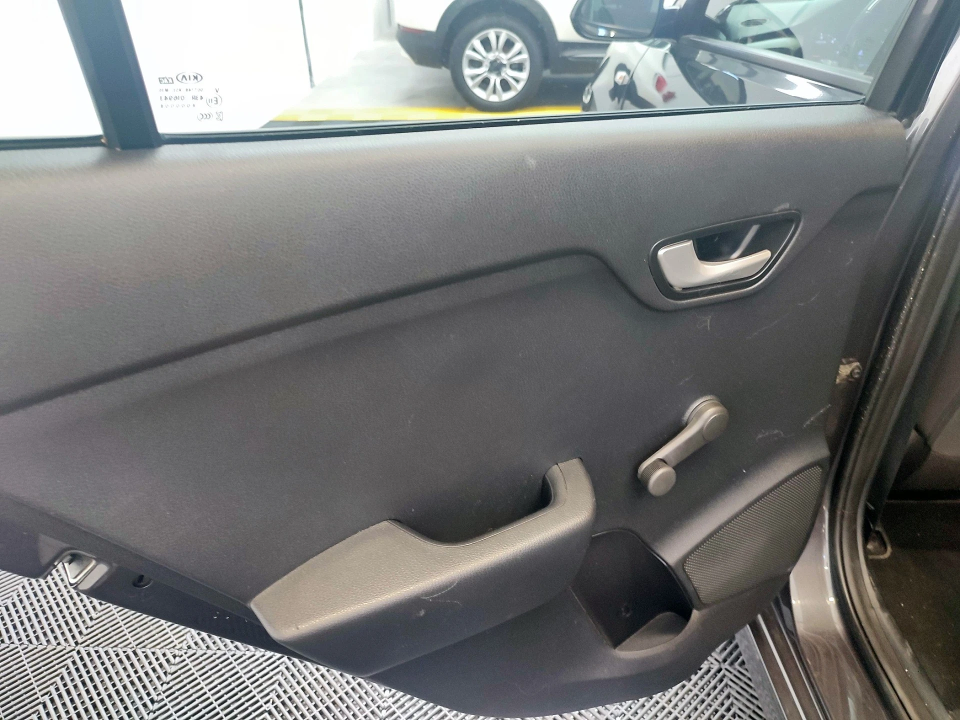 Kia Rio 1.4 CRDi 90 Platinum Edition 47