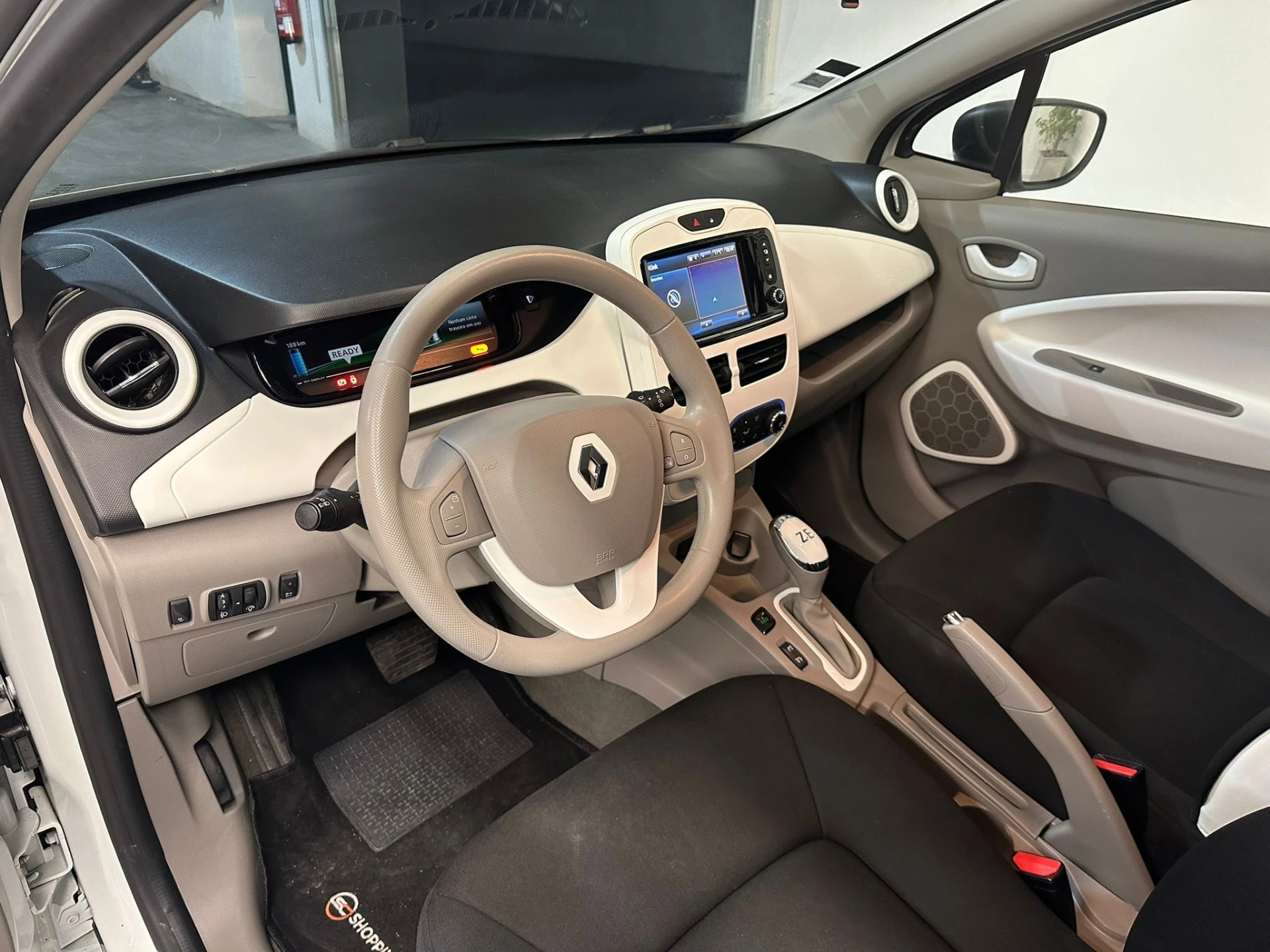Renault Zoe 15