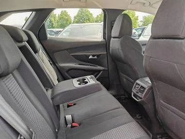 Peugeot 3008 1.2 PureTech Allure EAT6 11