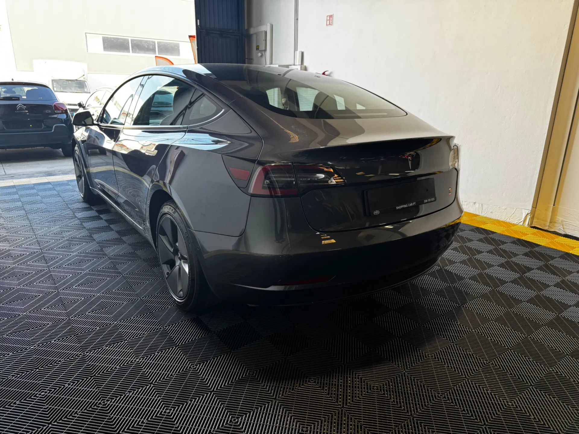Tesla Model 3 Tração Traseira 7