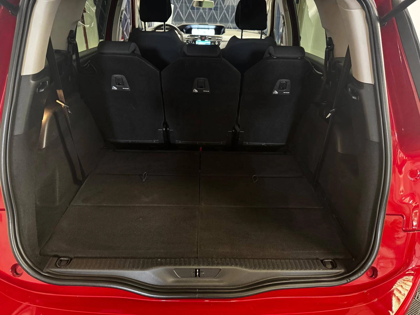 Citroën Grand C4 Spacetourer 31