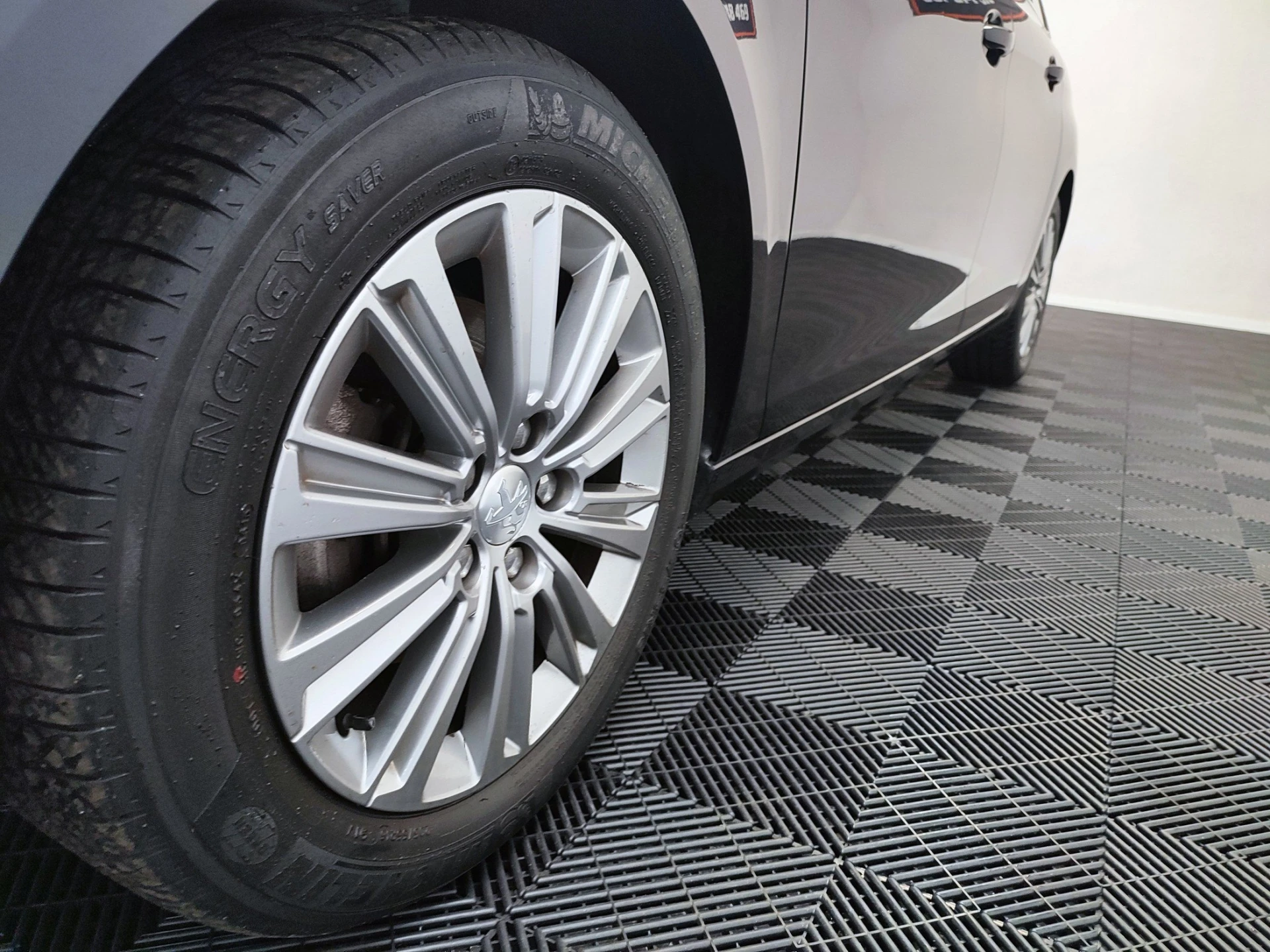 Peugeot 308 SW 1.5 BlueHDi Allure 69