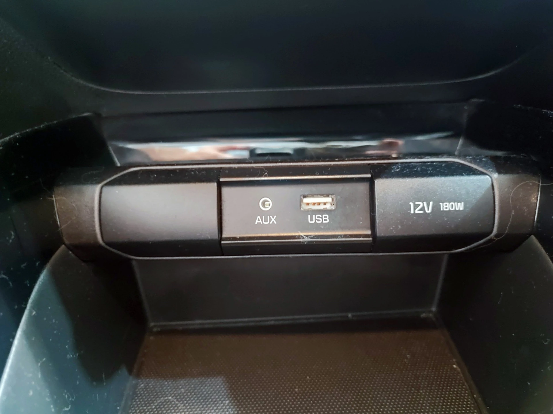 Kia Rio 1.4 CRDi 90 Platinum Edition 37