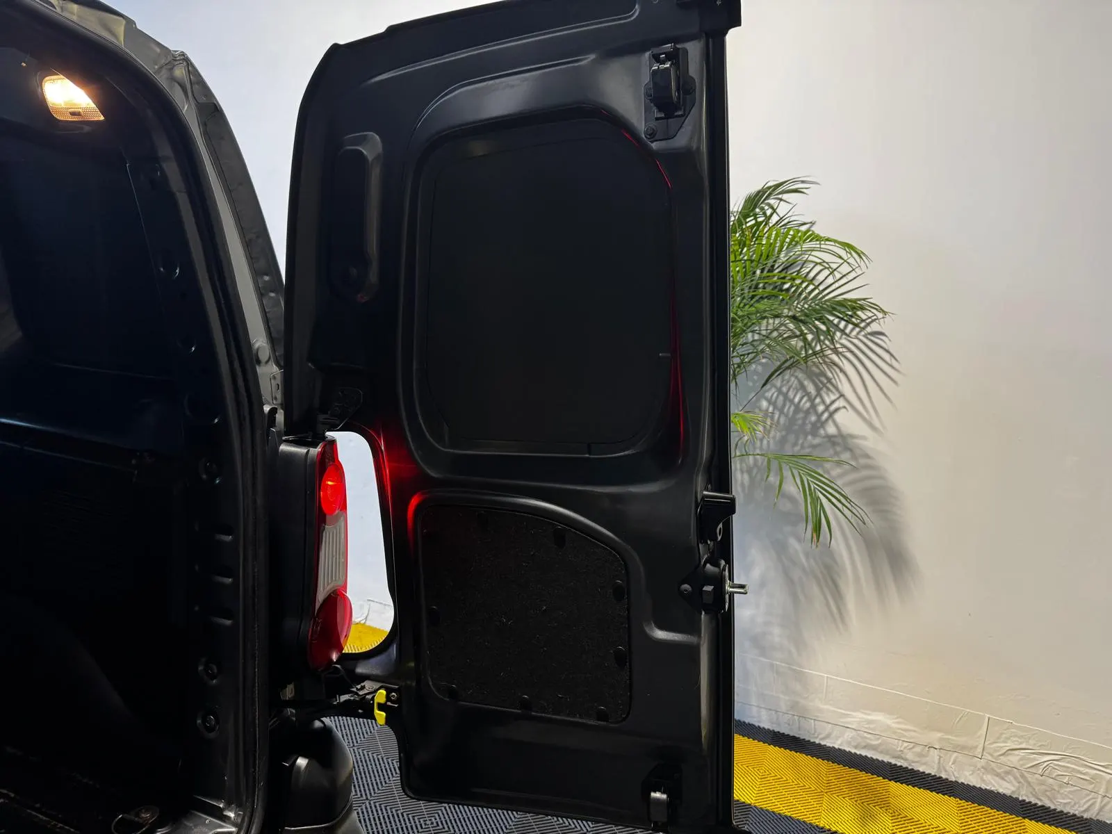 Citroën Berlingo 1.6 BlueHDi Feel 26