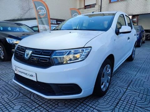 Dacia Sandero 1