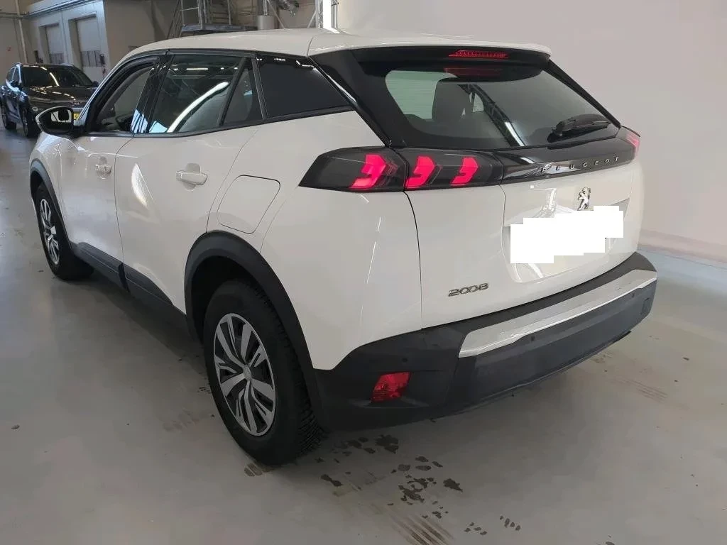 Peugeot 2008 5