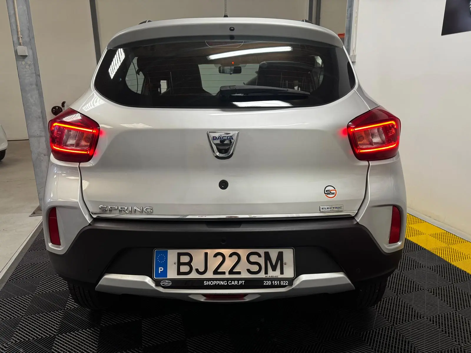 Dacia Spring Comfort 10