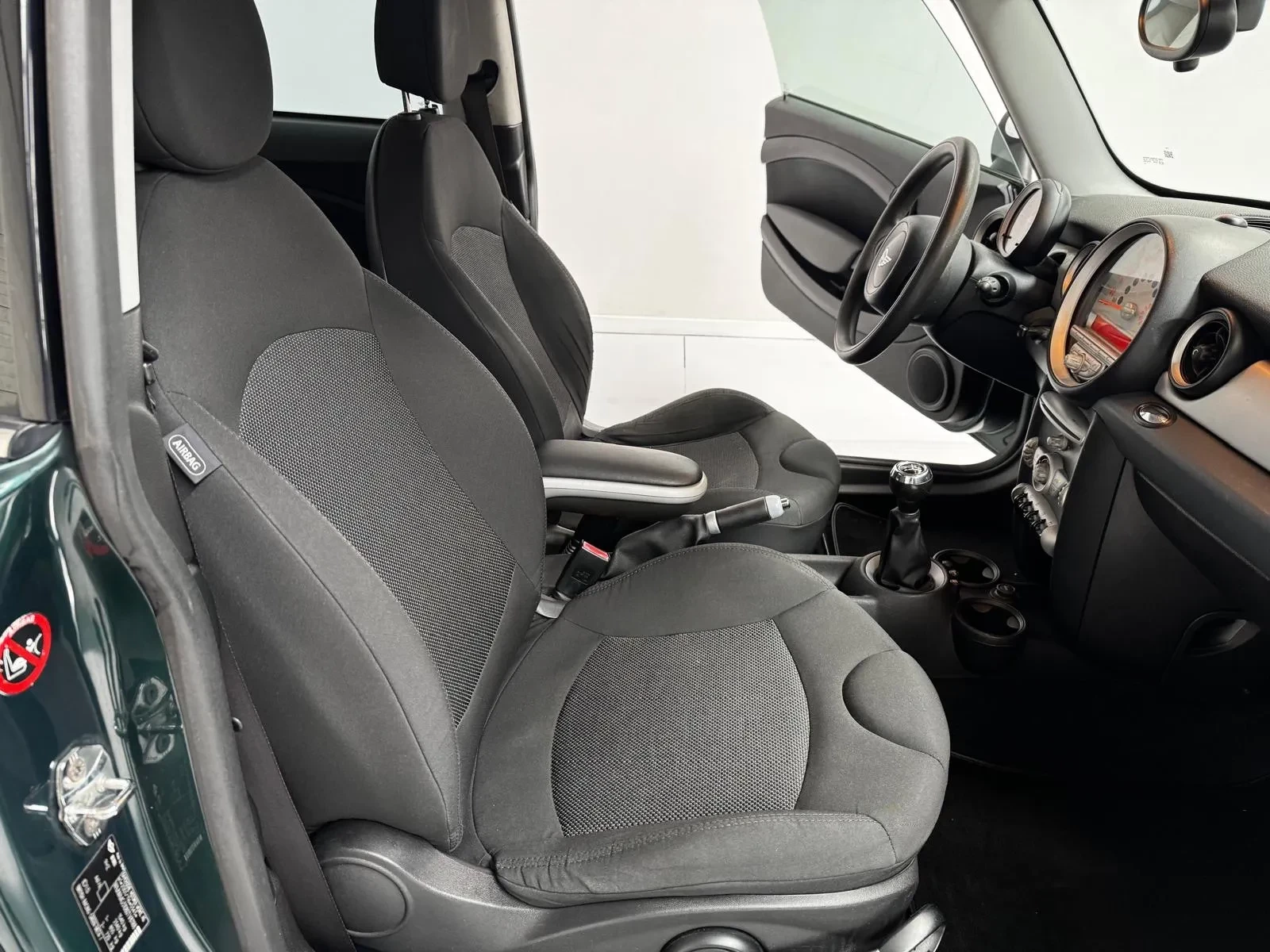 MINI 3 Portas Cooper D 26