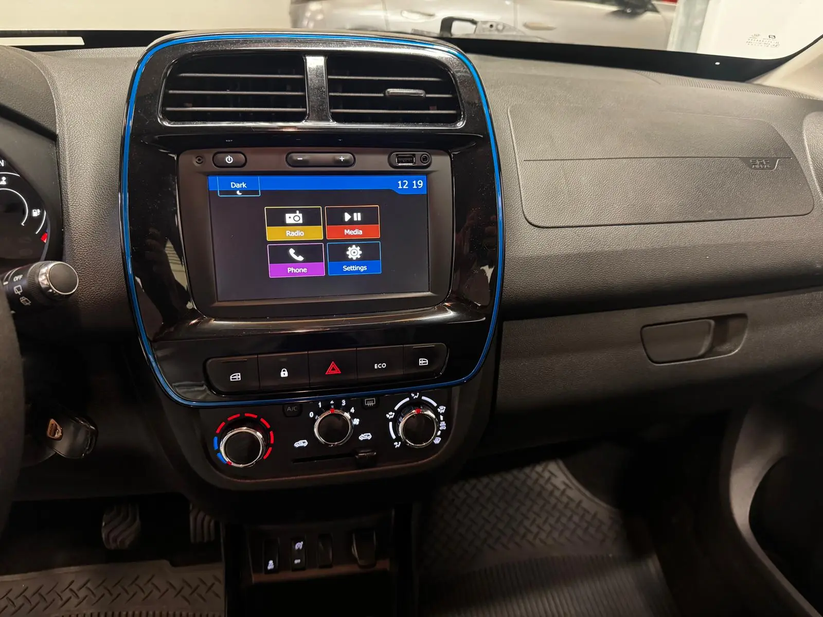 Dacia Spring Comfort 23